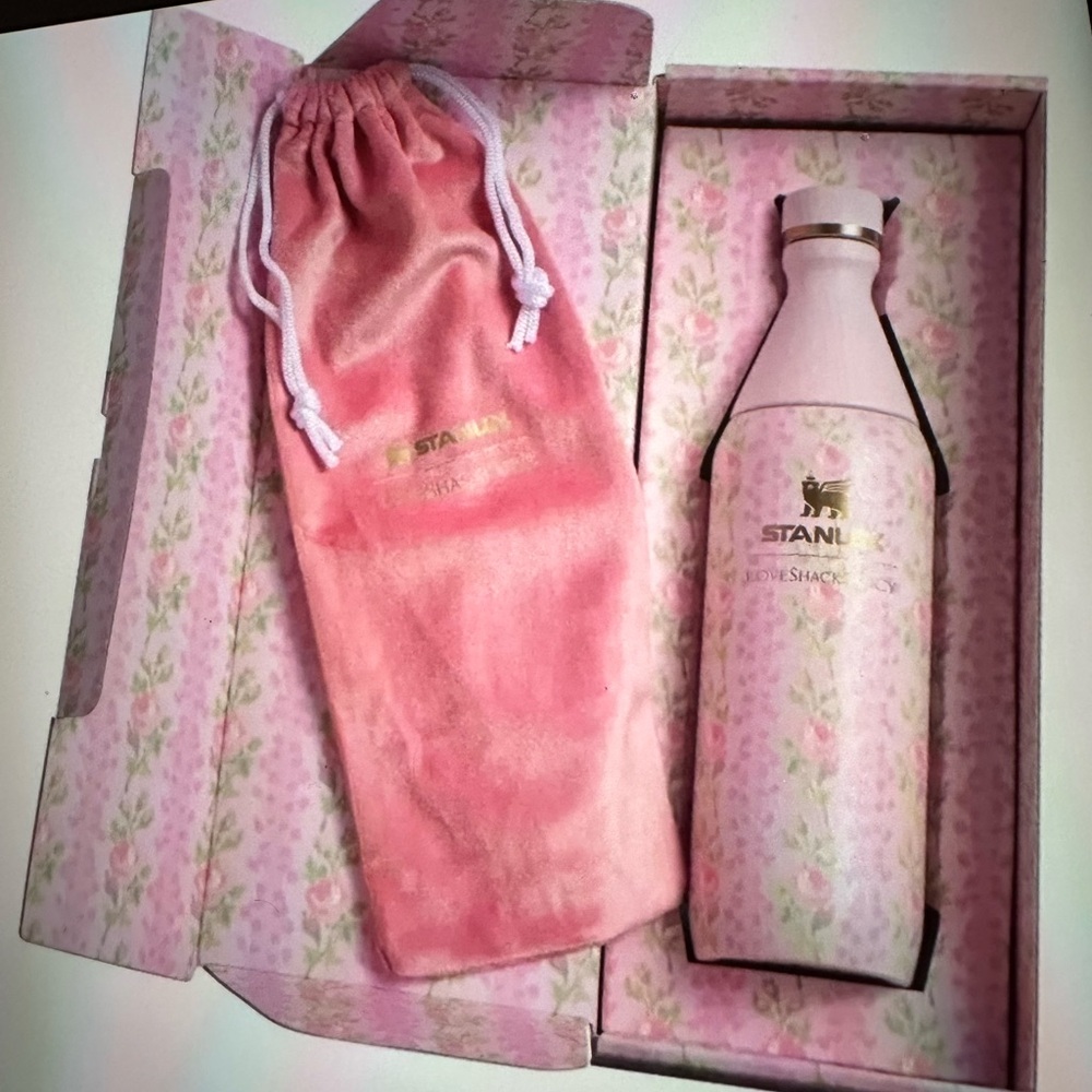 Stanley Love Shack Fancy 20 oz Slim Bottle